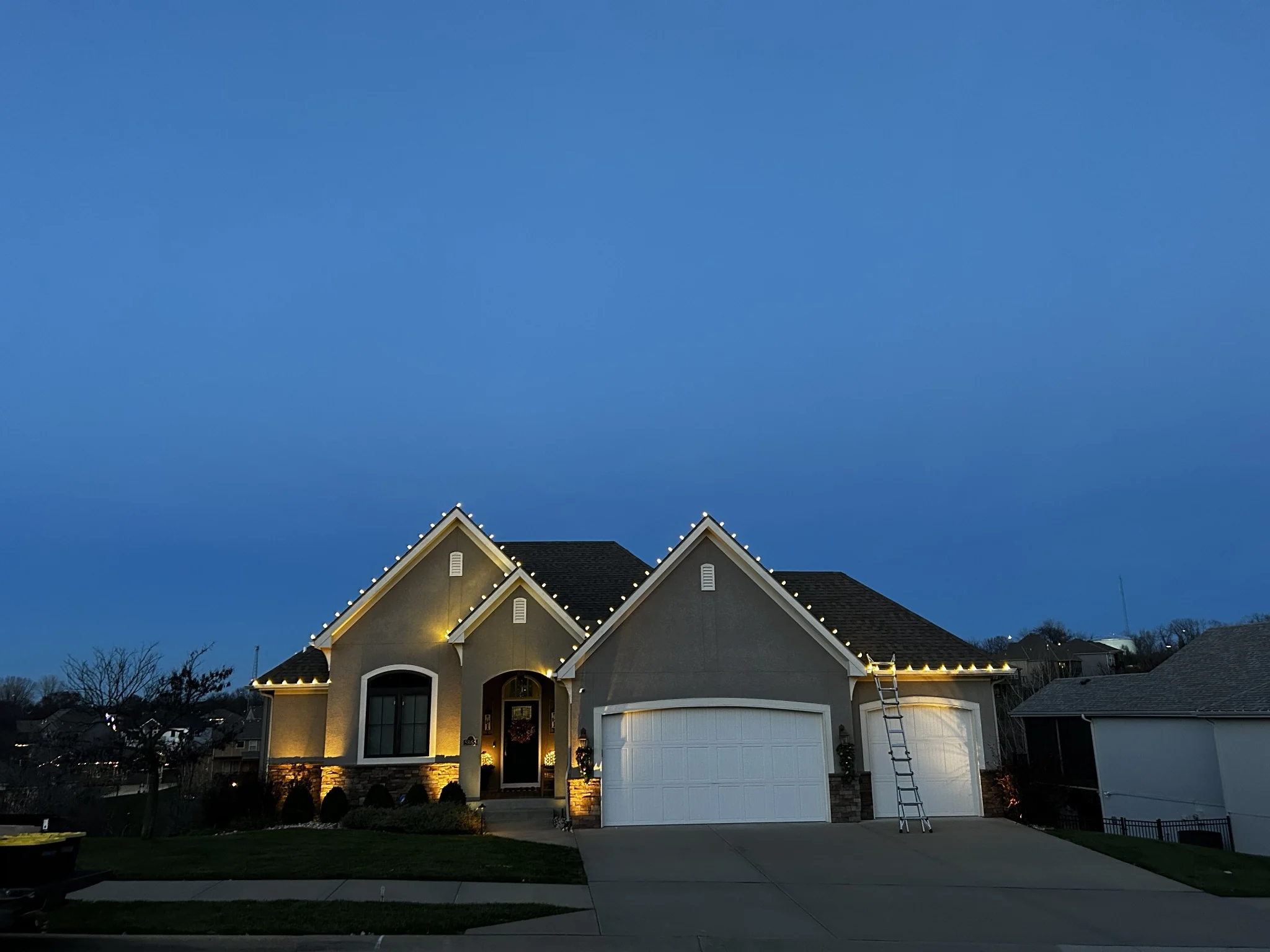 Residential roofline and exterior lighting project